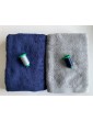 Ensemble bleu marine, gris clair