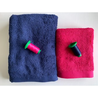Ensemble fushia, bleu marine