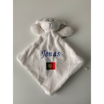 Doudou Agneau avec Prénom brodé Jonas, écriture Calgary de couleur bleu et drapeau du Portugal créé en boutique