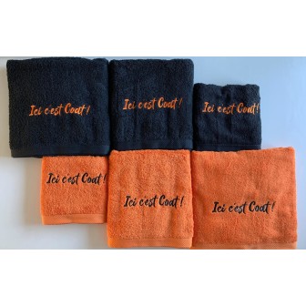 Drap de bain mandarine avec broderie personnalisée pour association sportive
