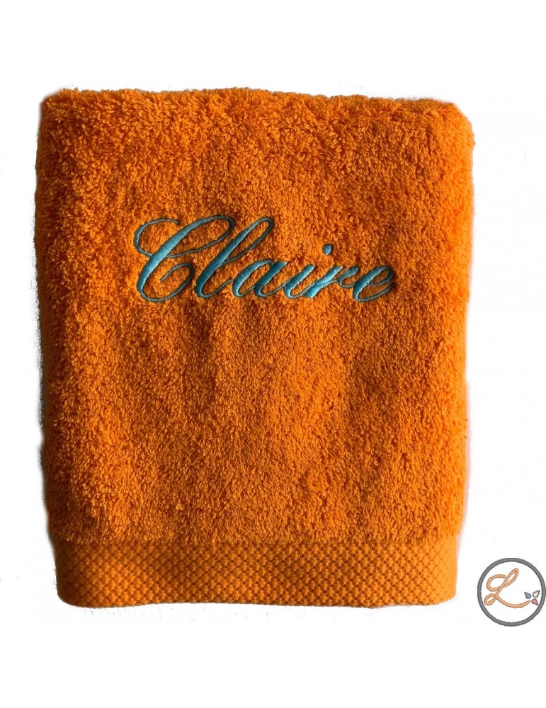 Drap de bain personnalisé prénom Claire