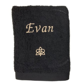 Drap de bain noir personnalisé prénom Evan